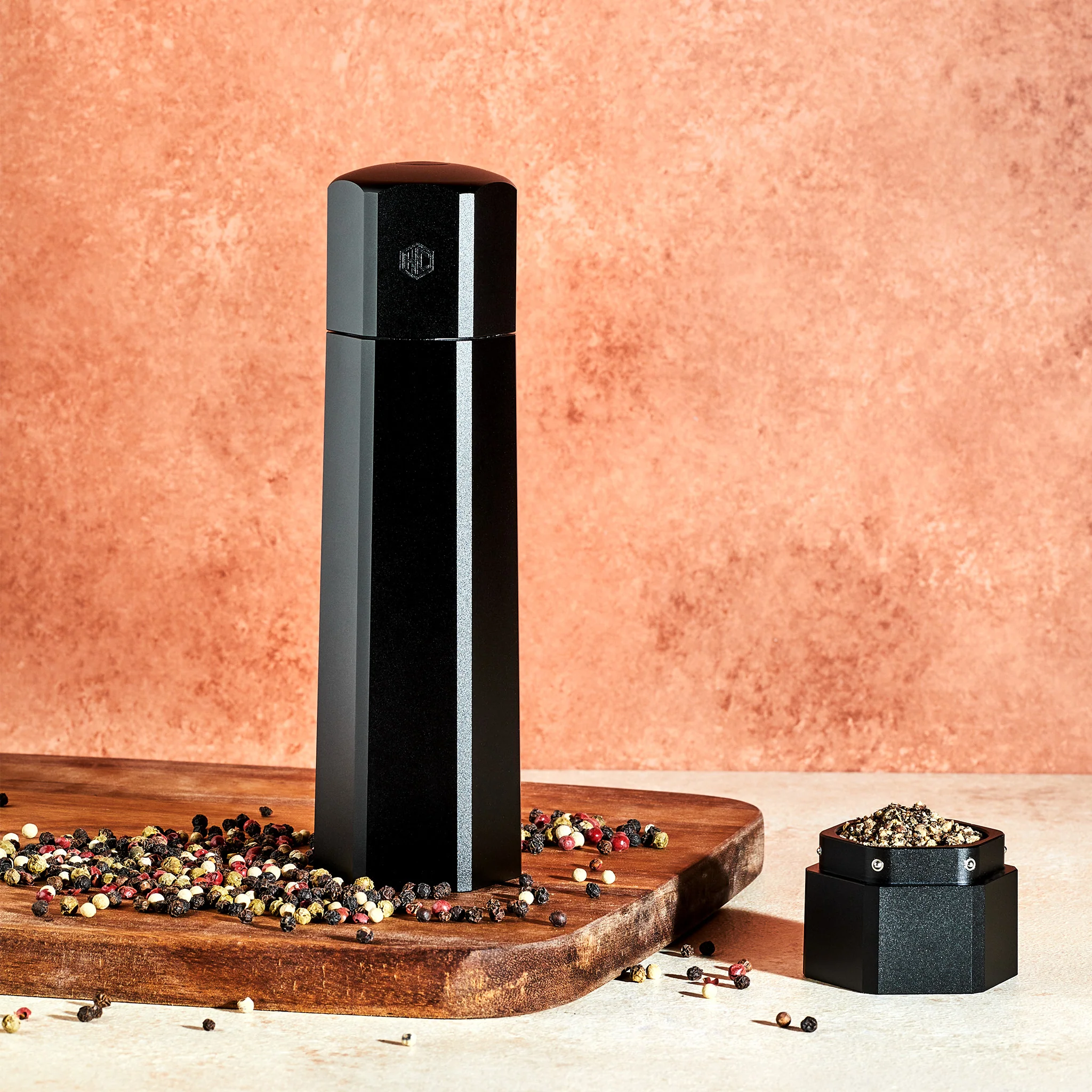 HexMill Pepper Grinder 7 HexMill Pepper Grinder
