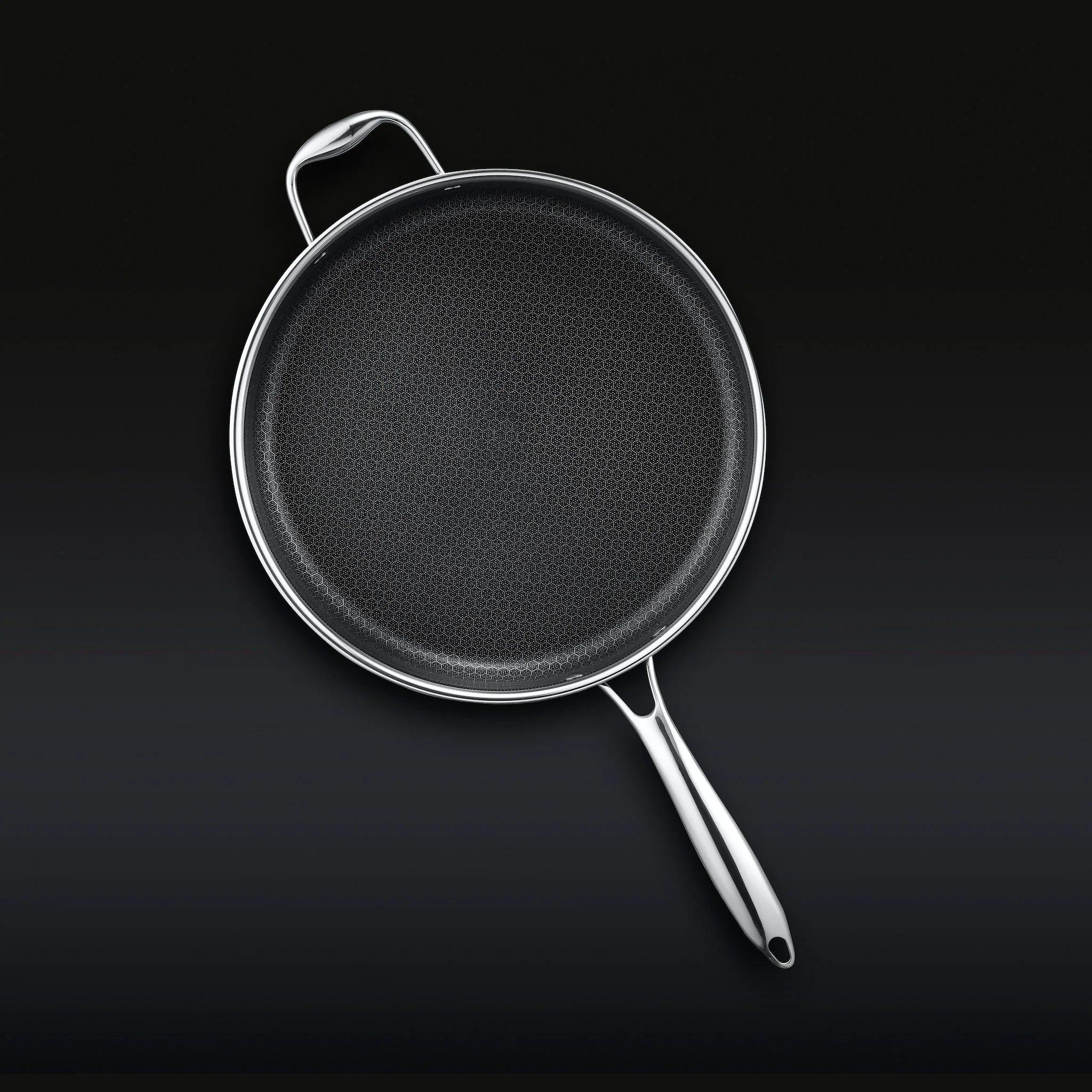 Hybrid Deep Sauté Pan with Lid, 5.5-Qt