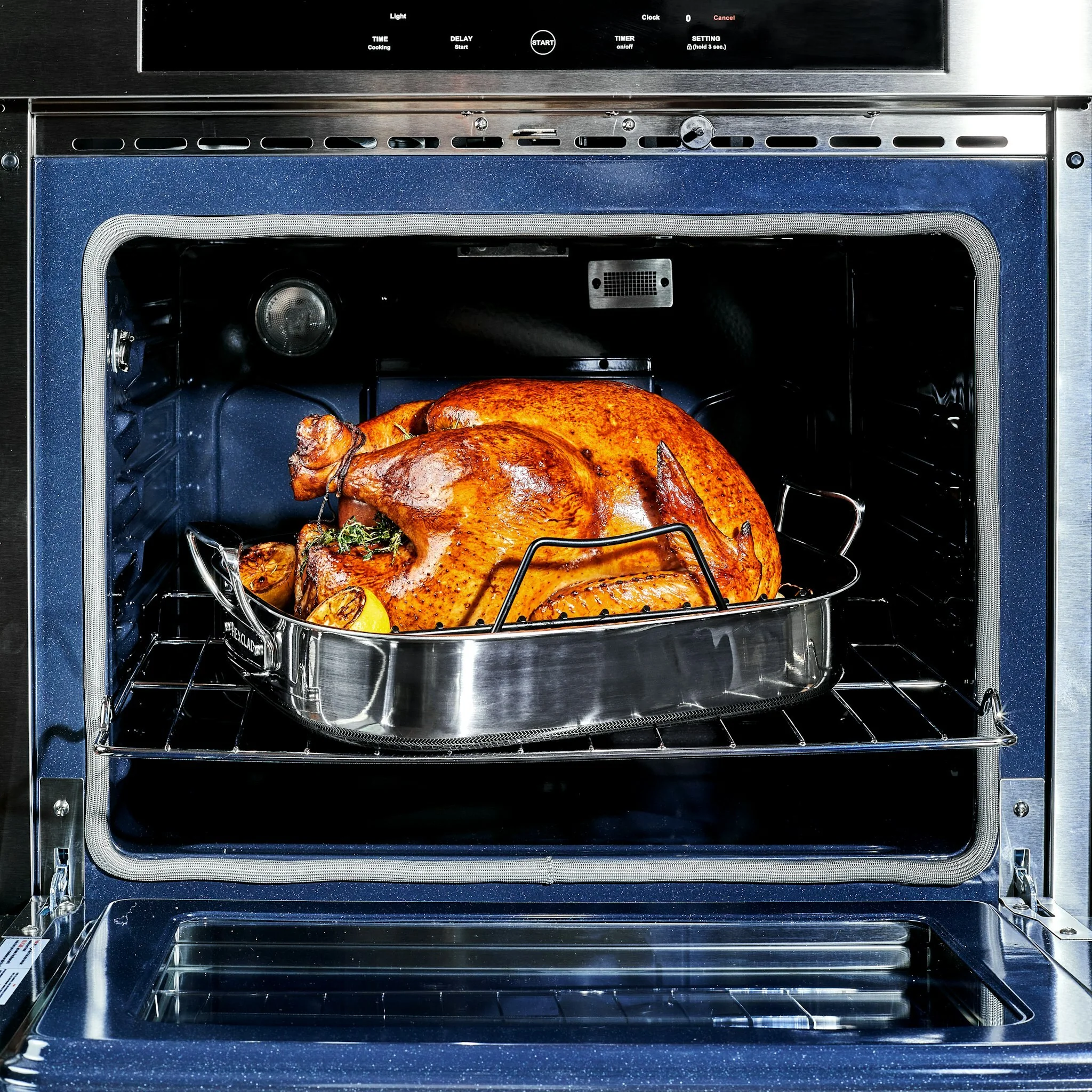 Hybrid Roasting and Cutting Board Set 4 Hybrid Roasting and Cutting Board Set