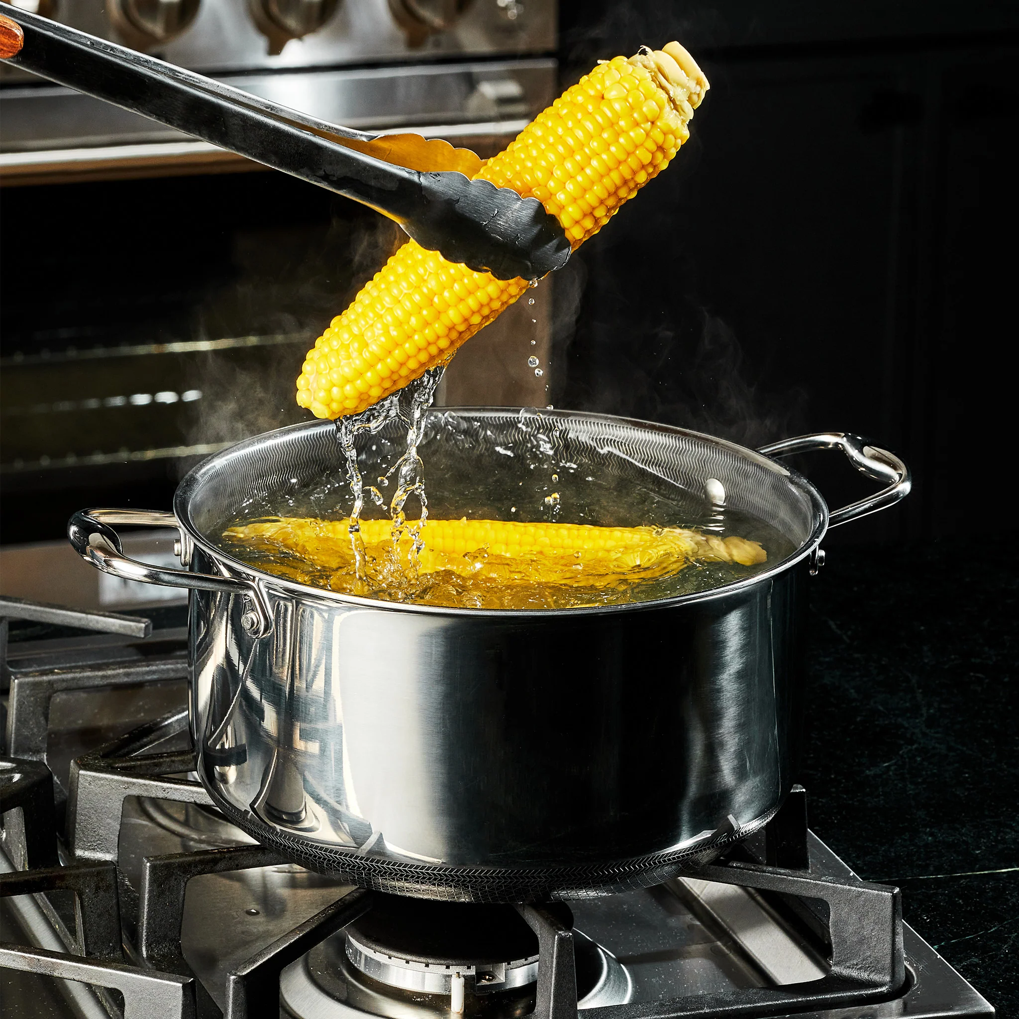 Hybrid Stock Pot With Lid, 8-Qt 6 Hybrid Stock Pot With Lid, 8-Qt