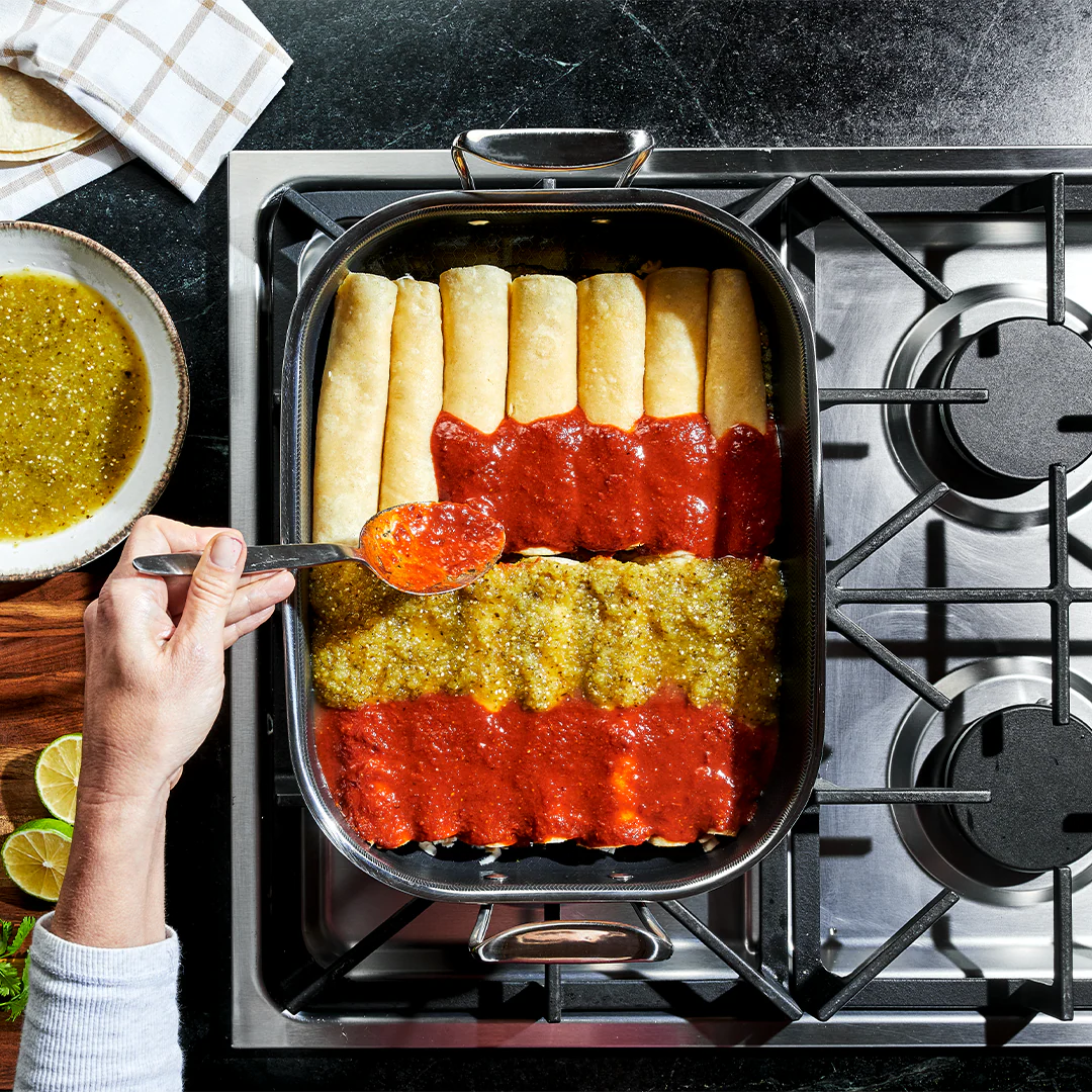 Small Hybrid Roasting Pan with Rack 7 Small Hybrid Roasting Pan with Rack